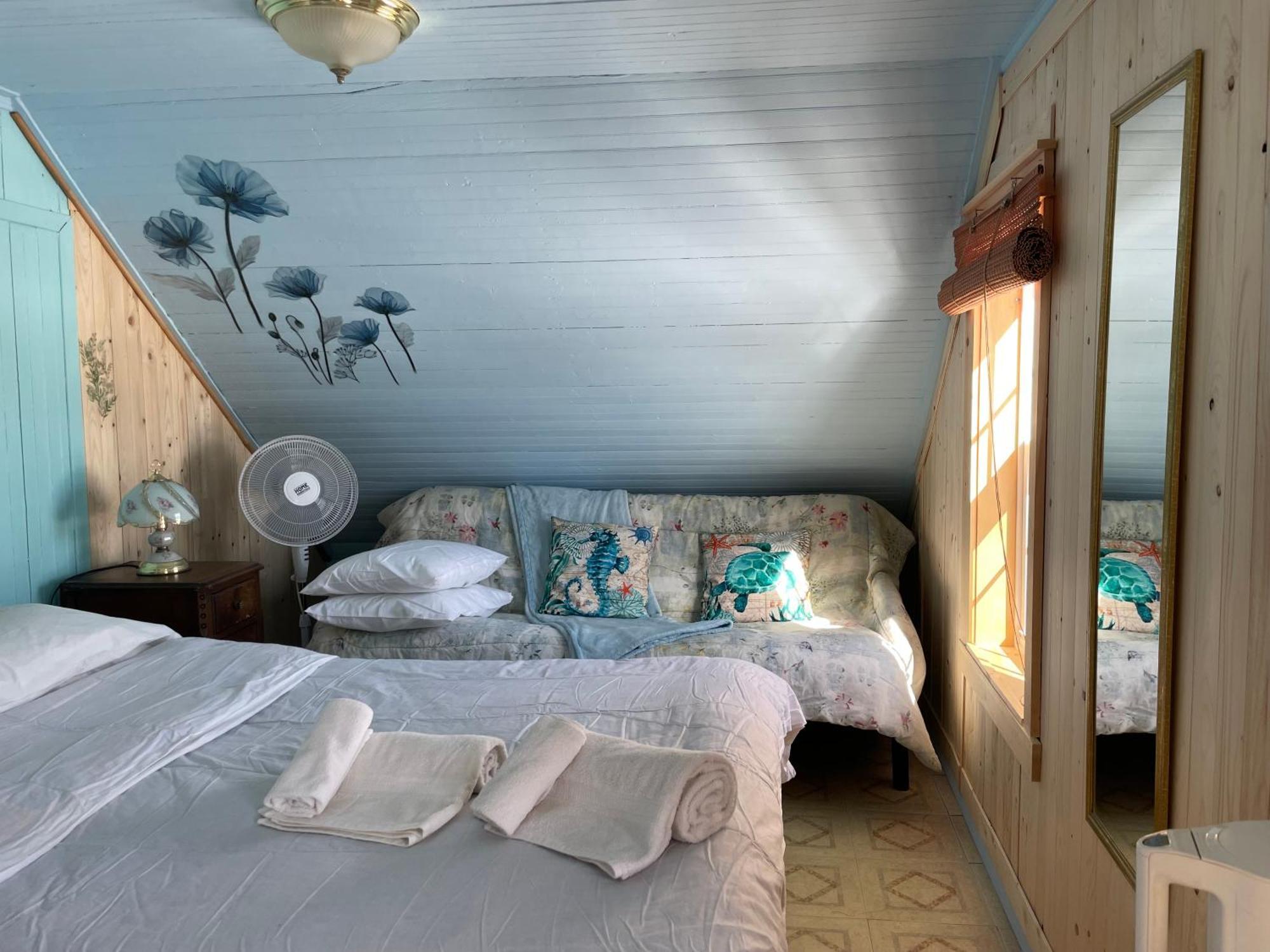 Gite La Belle Forillonne Chambre Bleu Ciel แกสเป ภายนอก รูปภาพ